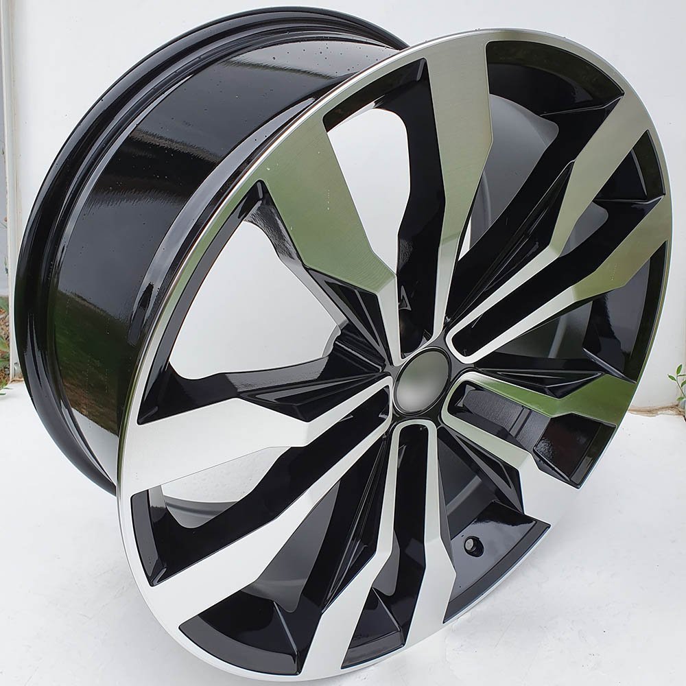 Aluminijumska Felna    CB66.5 ET33
