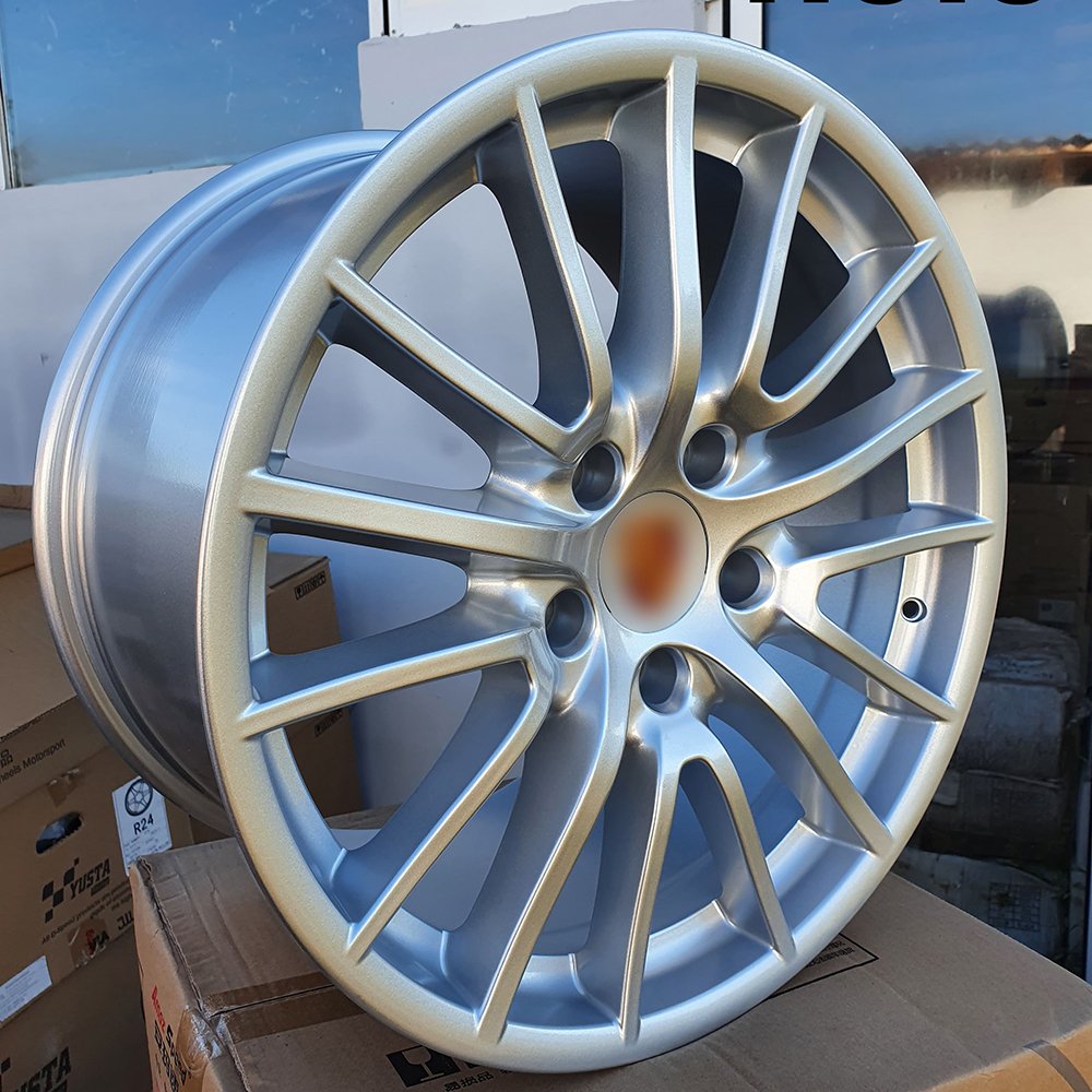 Aluminijumska Felna    CB71.6 ET67